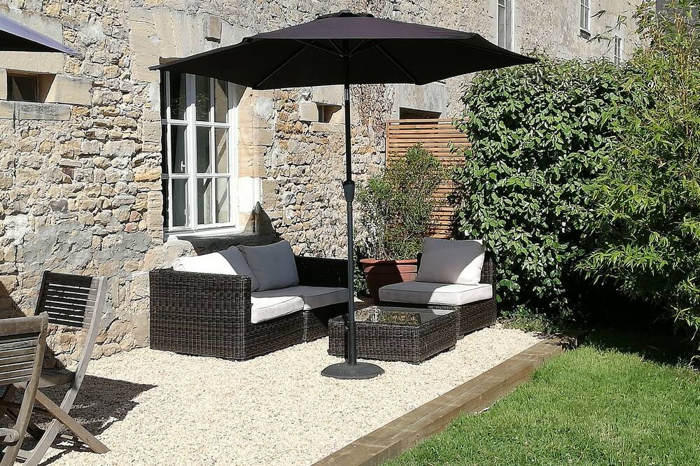 Photo of Patio Balcony in Sainte-Honorine-des-Pertes