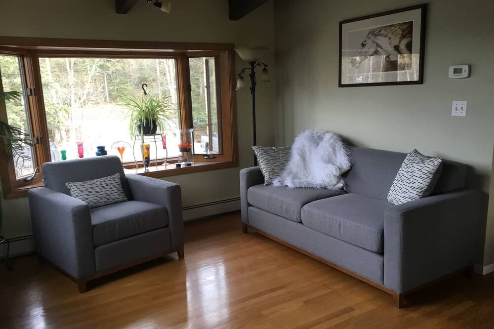 Photo of Livingroom in Rabbit Creek
