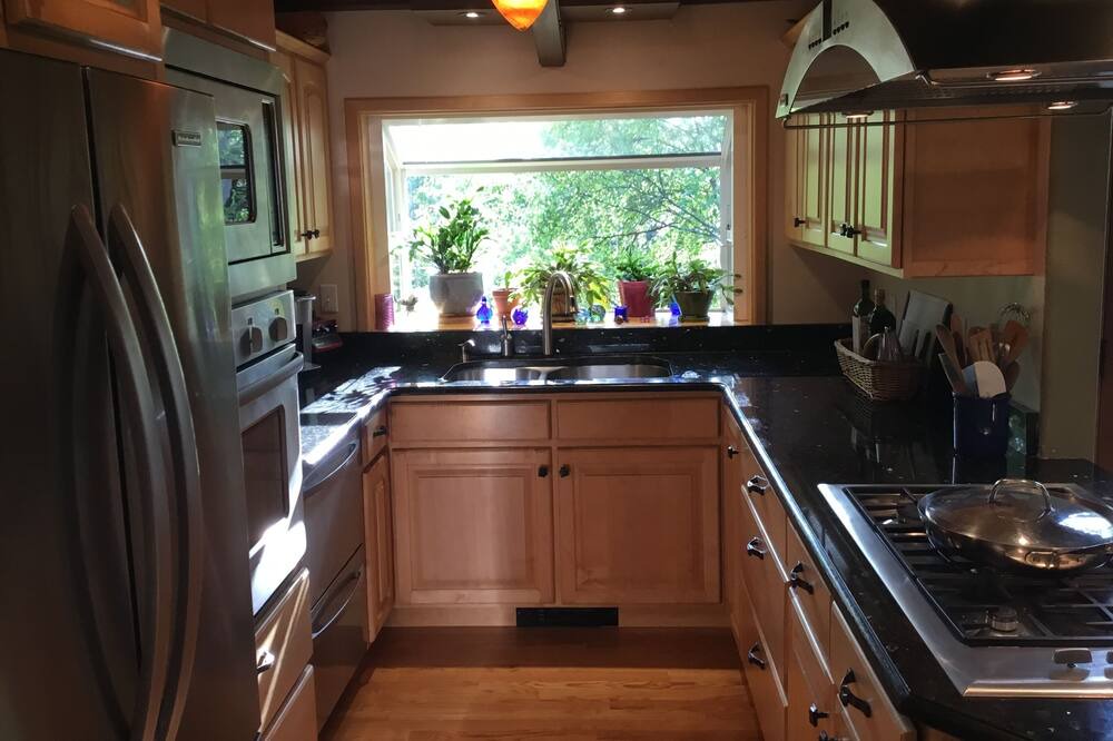 Photo of Kitchen in Rabbit Creek