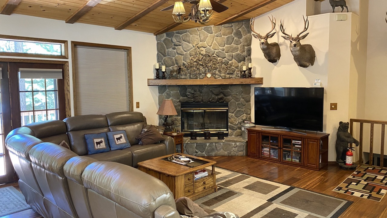 Photo of Livingroom in Lower Kingsbury