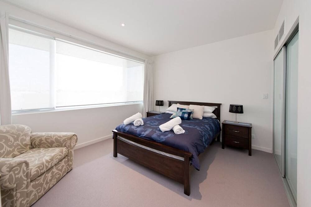 Photo of Bedroom in New Port