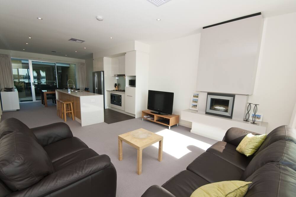 Photo of Livingroom in New Port