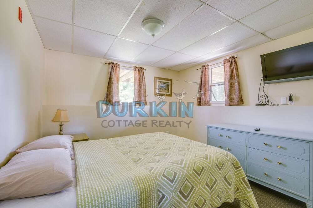 Photo of Bedroom in Narragansett