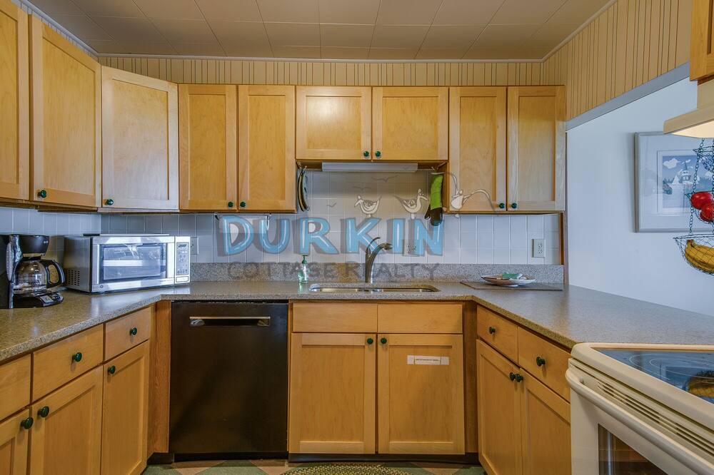 Photo of Kitchen in Eastward Look