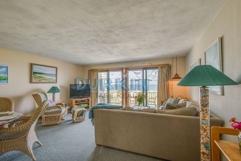 Photo of Livingroom in Eastward Look