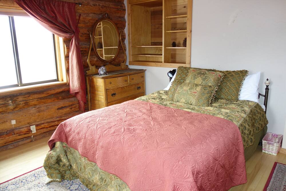 Photo of Bedroom in Castle Valley