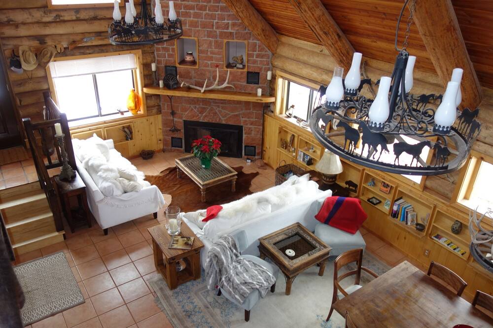 Photo of Livingroom in Castle Valley