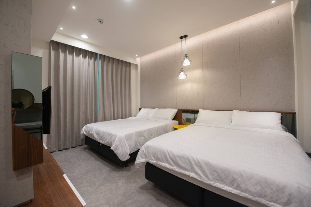 Photo of Bedroom in Big Beach
