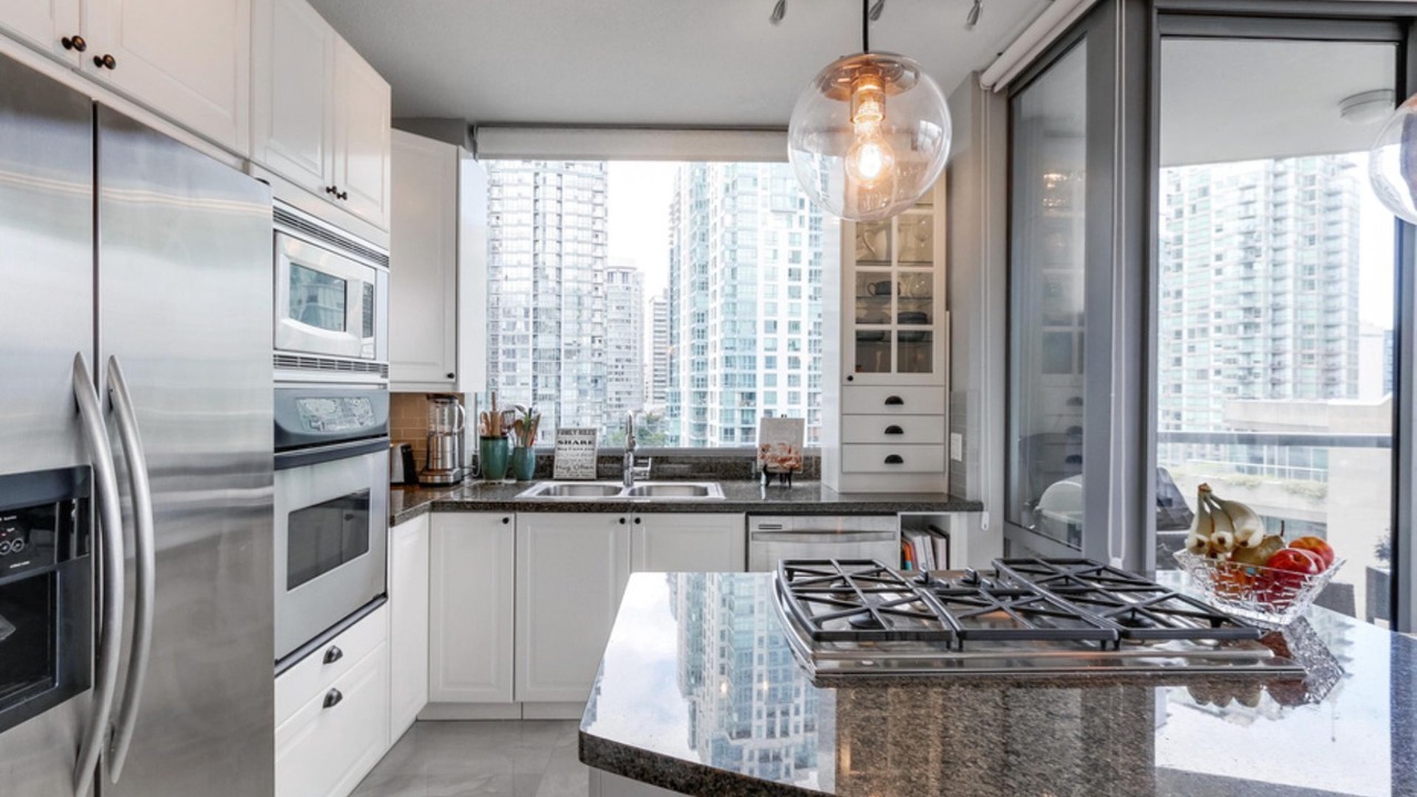 Photo of Kitchen in Coal Harbour