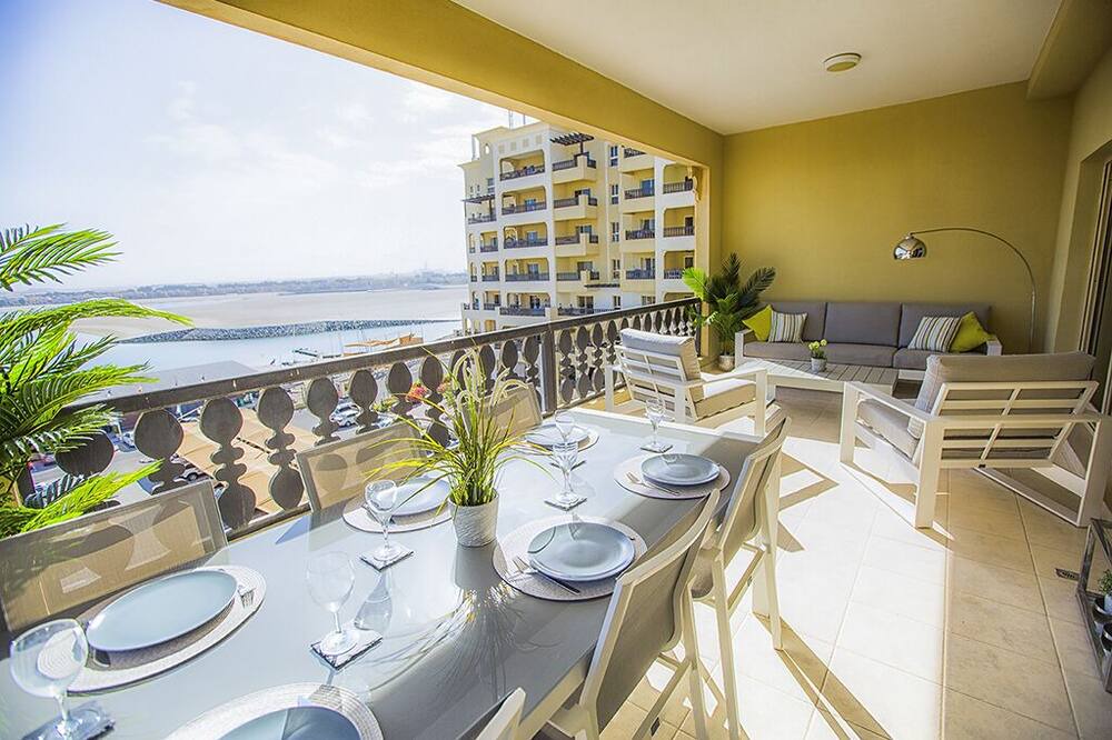 Photo of Patio Balcony in Al Hamra Village