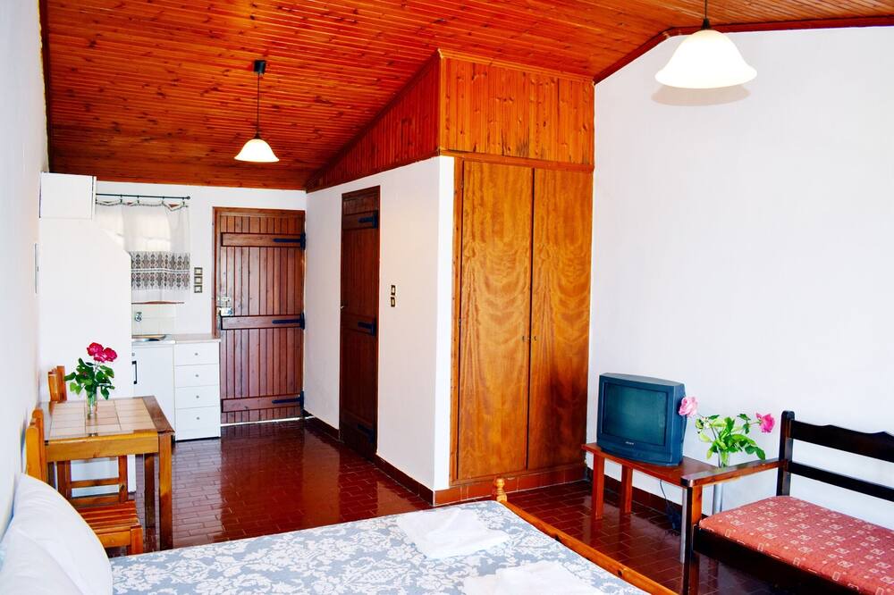 Photo of Bedroom in Kato Galatas