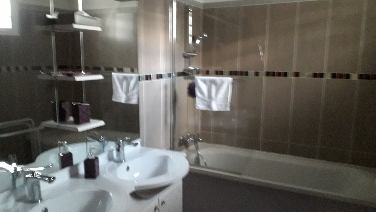 Photo of Bathroom in Le Gosier