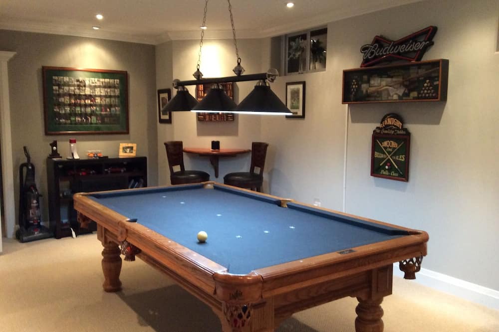 Photo of Bedroom in Ancaster