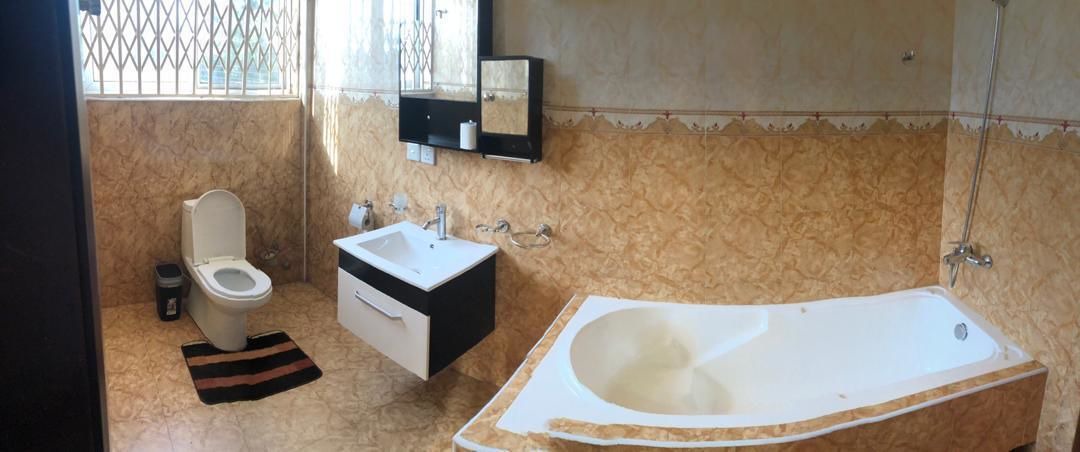 Photo of Bathroom in Teshie