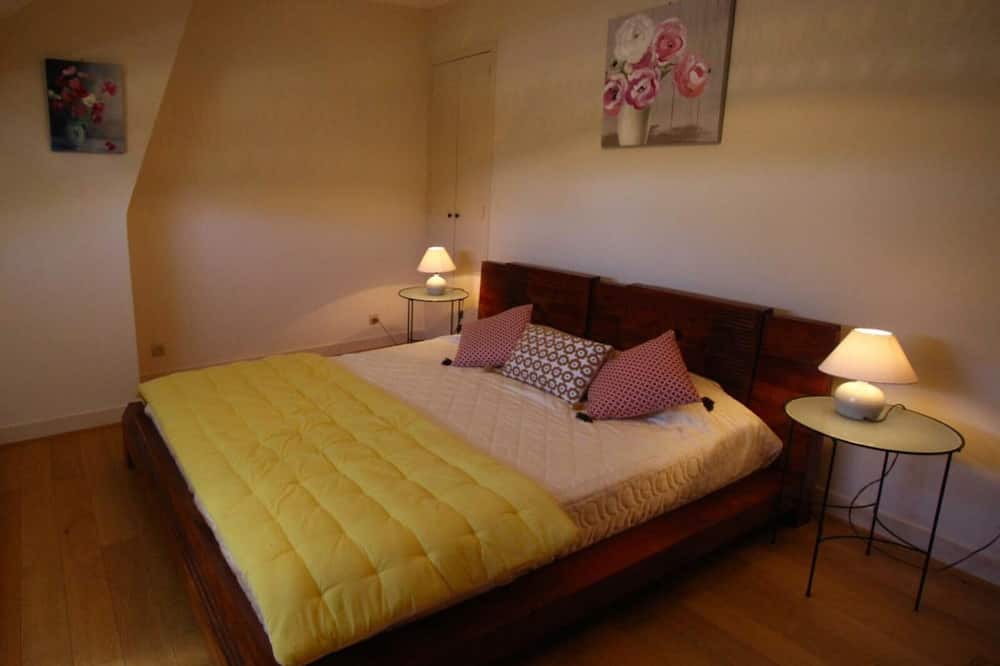 Photo of Bedroom in Contres