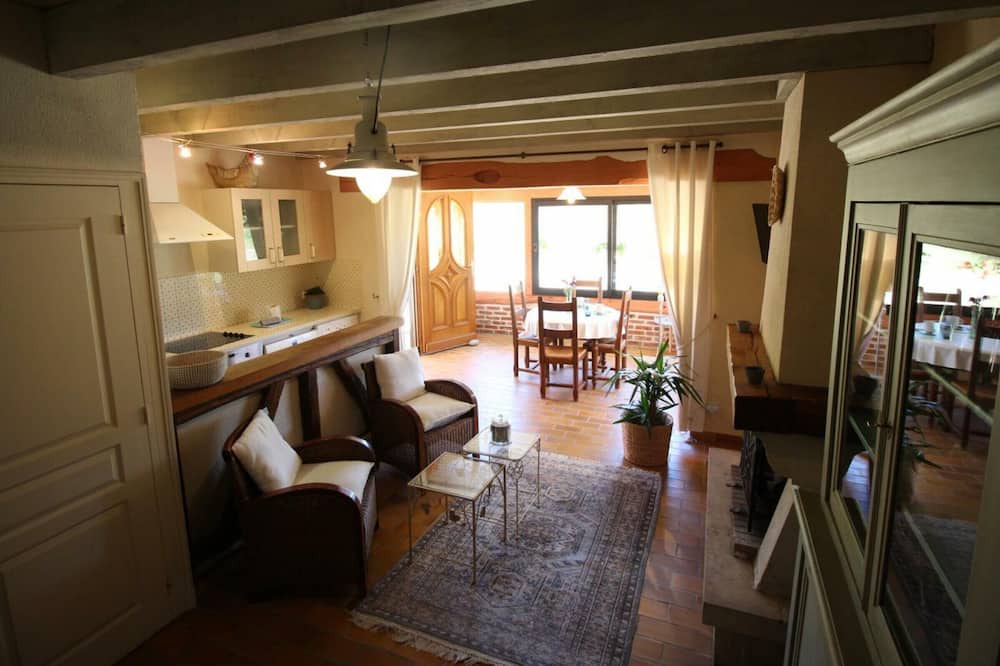 Photo of Livingroom in Contres