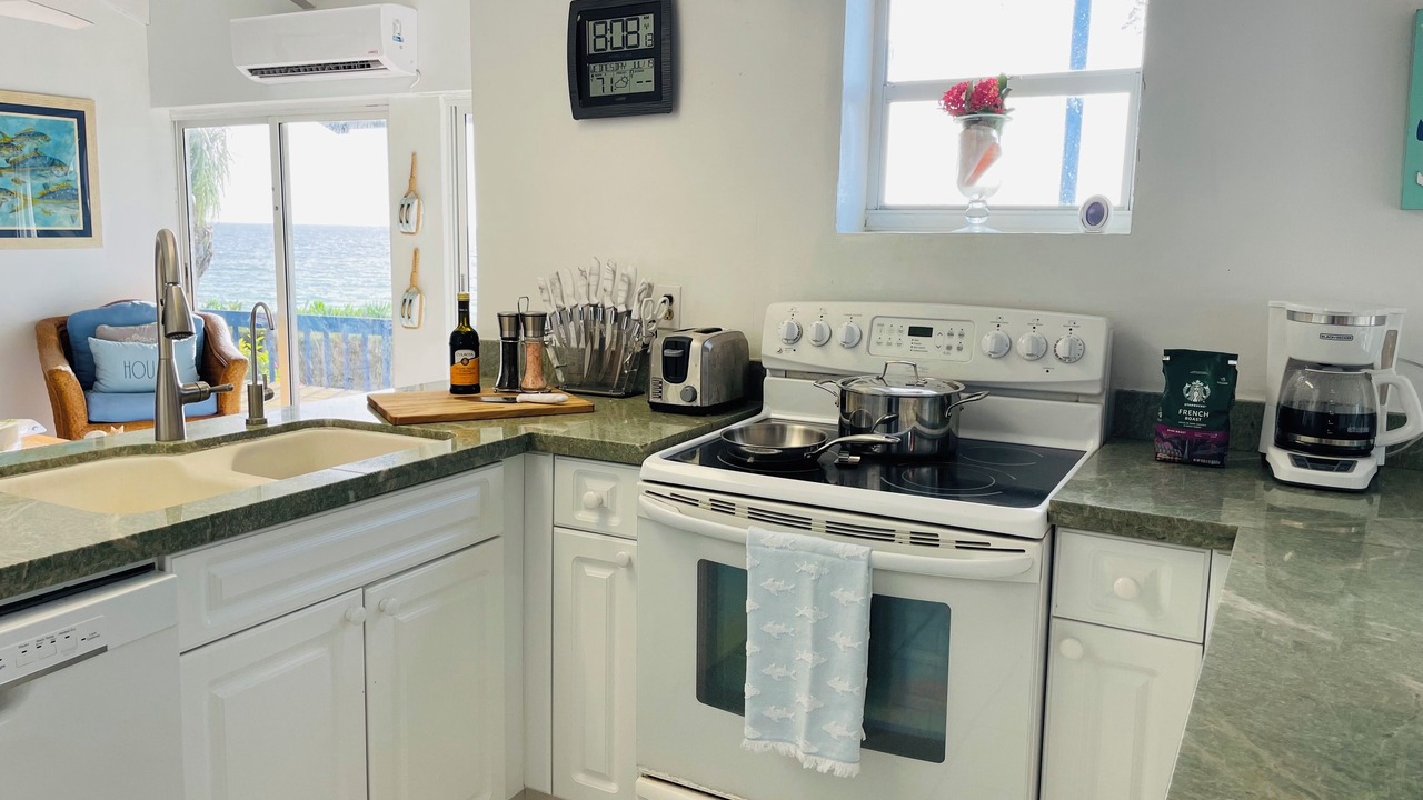 Photo of Kitchen in Great Harbour Cay