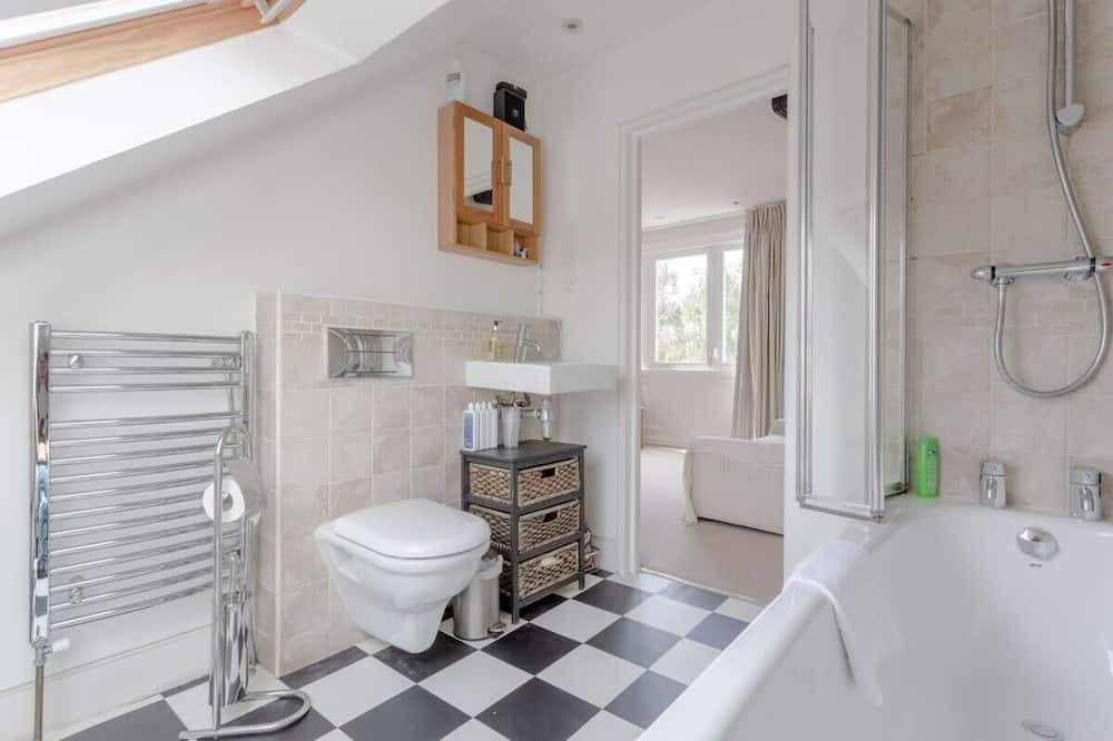 Photo of Bathroom in Southfields
