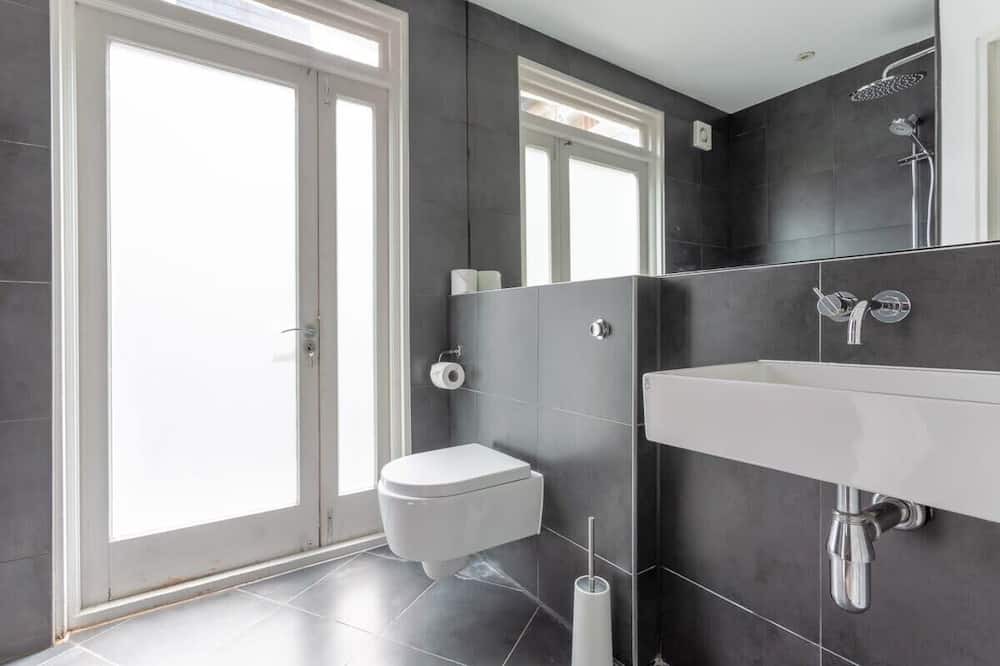 Photo of Bathroom in Southfields