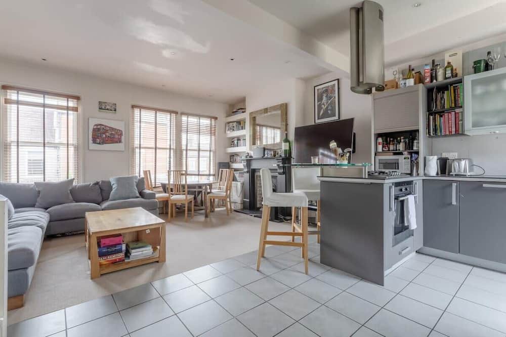 Photo of Livingroom in Southfields
