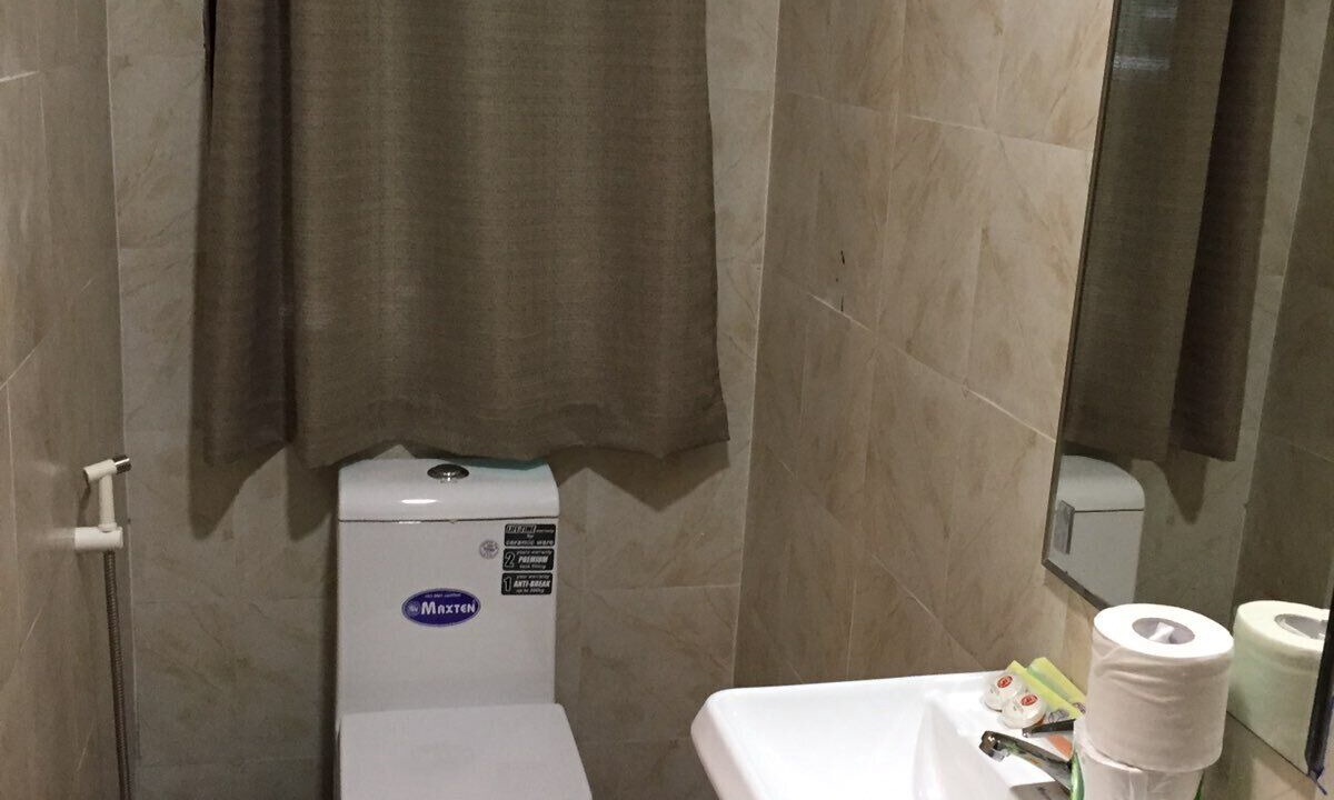 Photo of Bathroom in Yawnghwe
