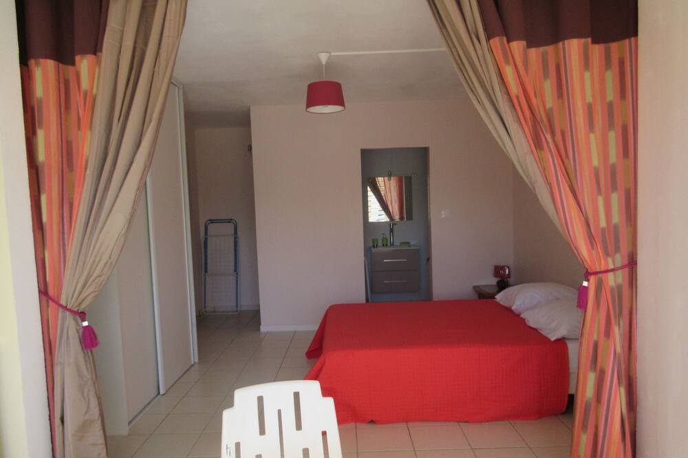 Photo of Bedroom in Bas du Fort