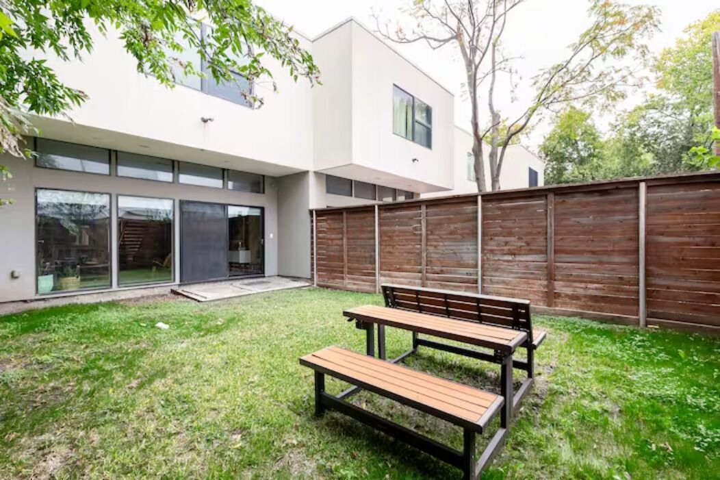 Photo of Patio Balcony in Old East Dallas