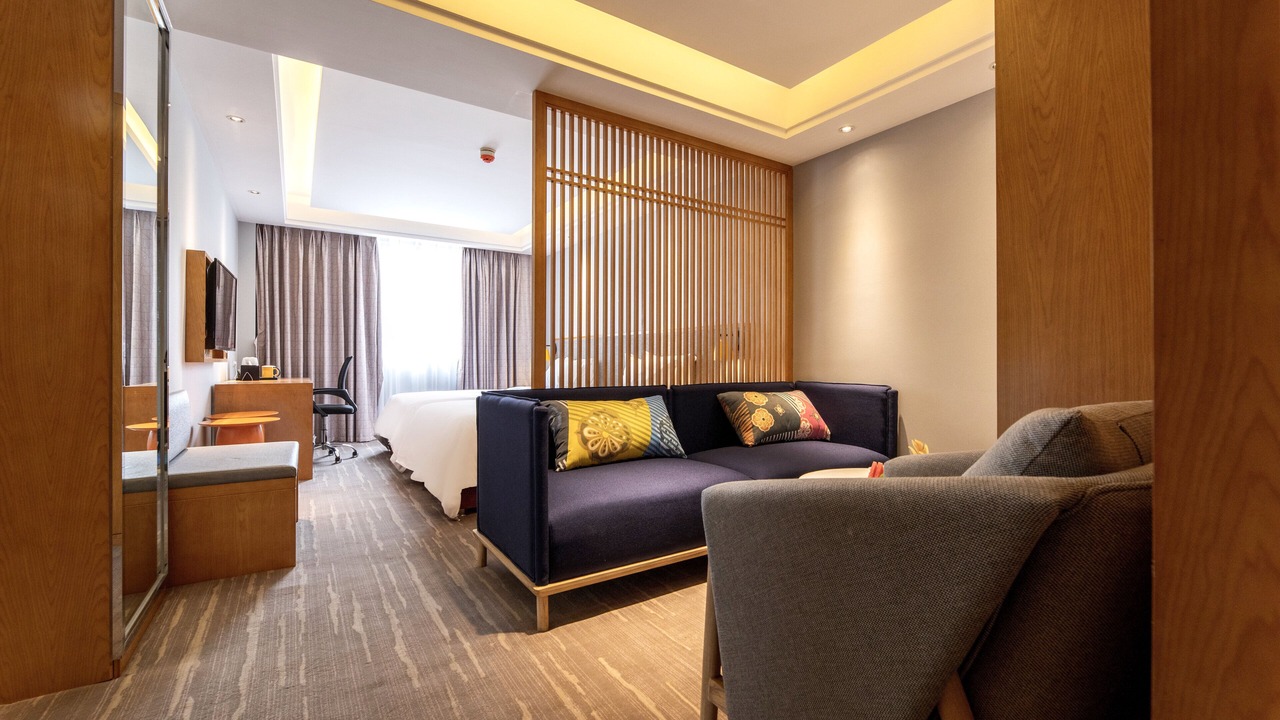 Photo of Bedroom in Daocheng