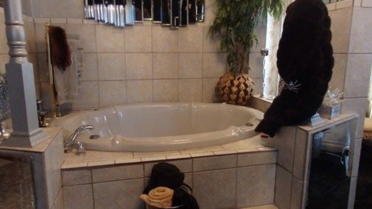 Photo of Bathroom in Central West End