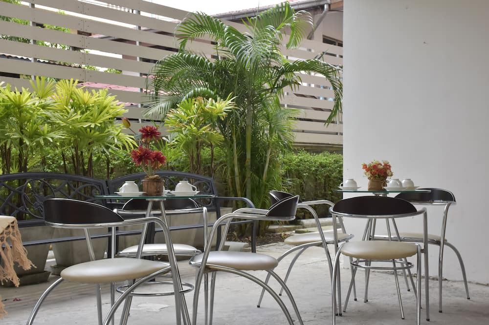Photo of Patio Balcony in Anusawari