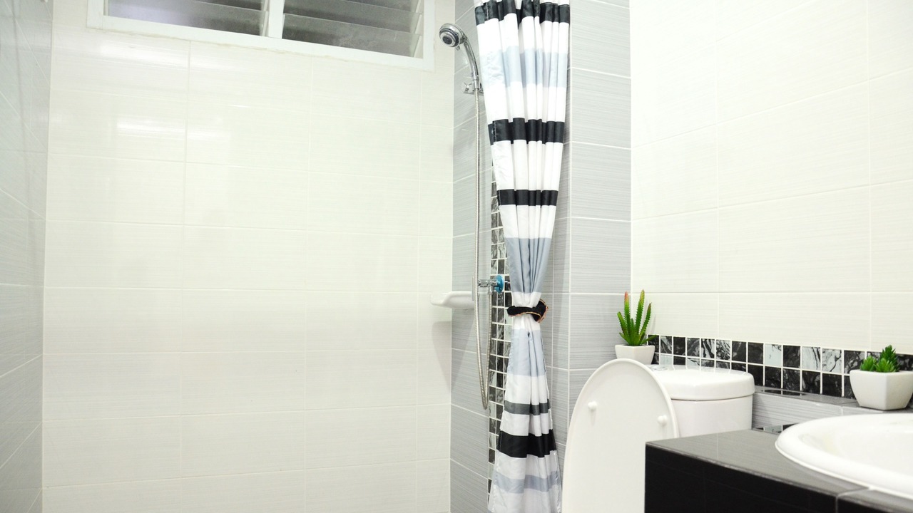 Photo of Bathroom in Khu Khot