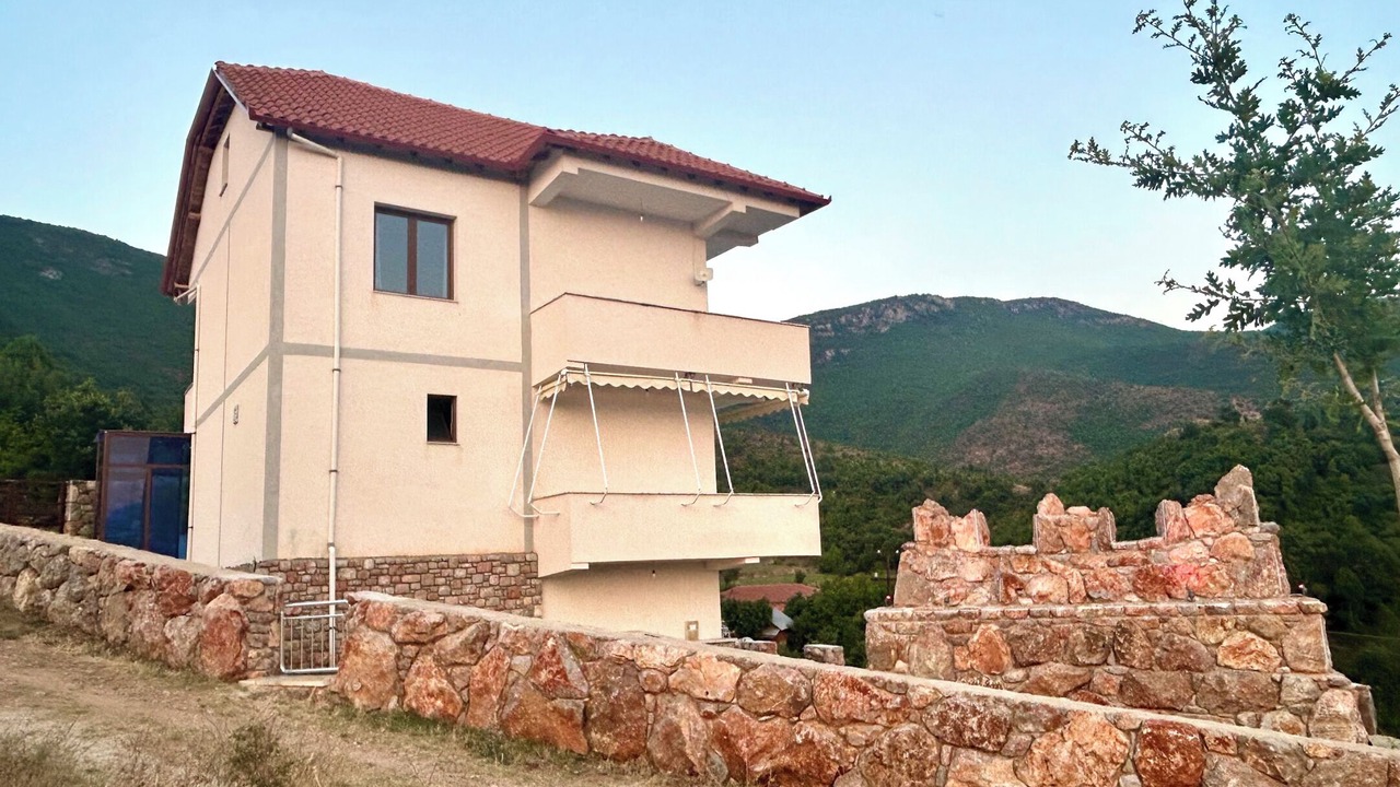 Photo of Outdoor in Korce