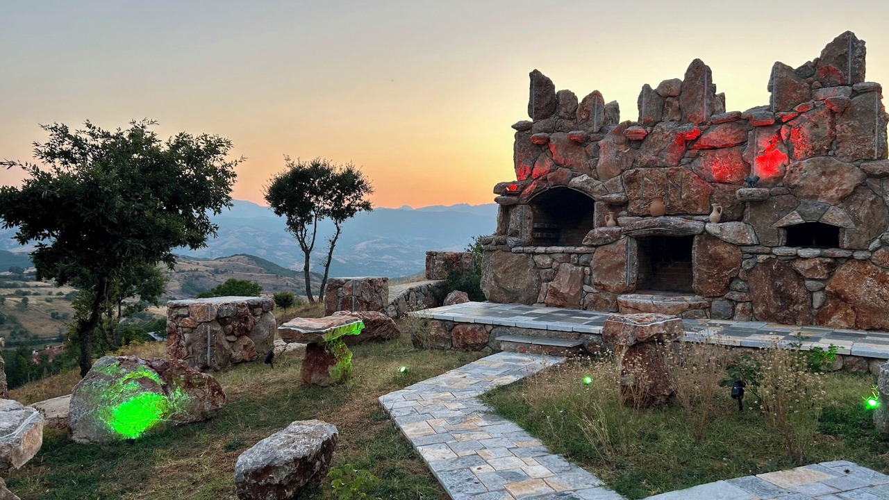 Photo of Outdoor in Korce