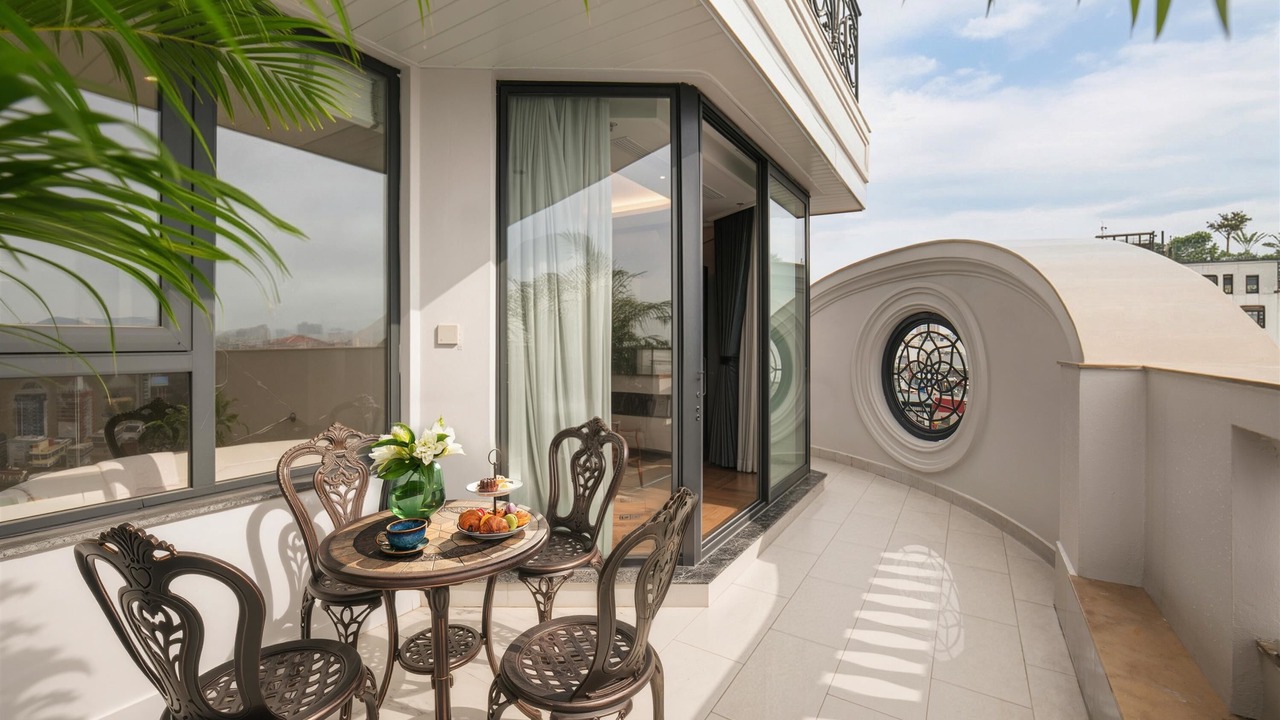 Photo of Patio Balcony in Hang Bo
