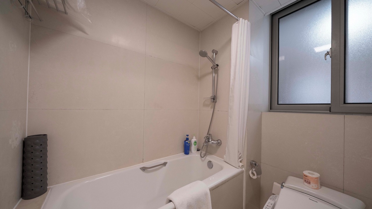 Photo of Bathroom in Xujiahui