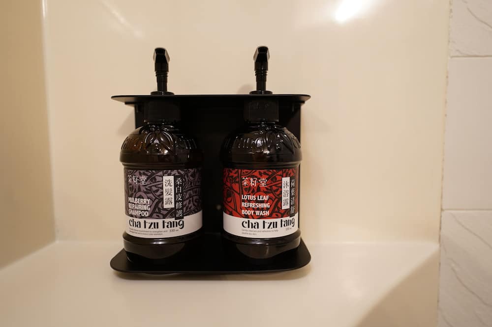 Photo of Bathroom in West District