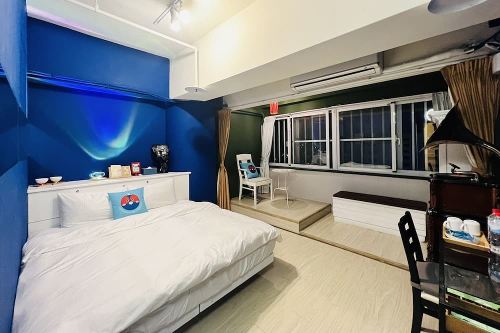 Photo of Bedroom in West District