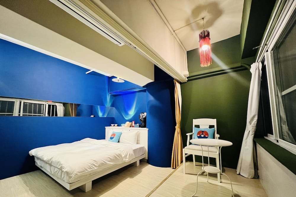 Photo of Bedroom in West District