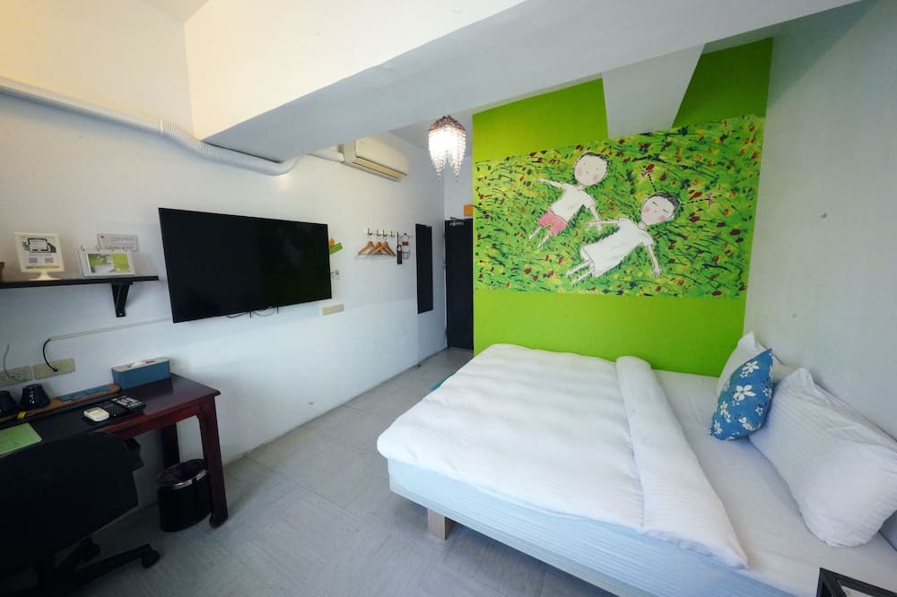 Photo of Bedroom in West District