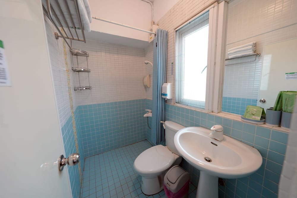 Photo of Bathroom in West District