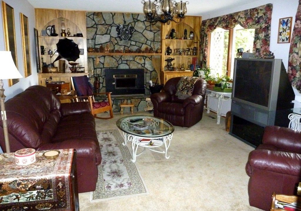 Photo of Livingroom in South Lethbridge