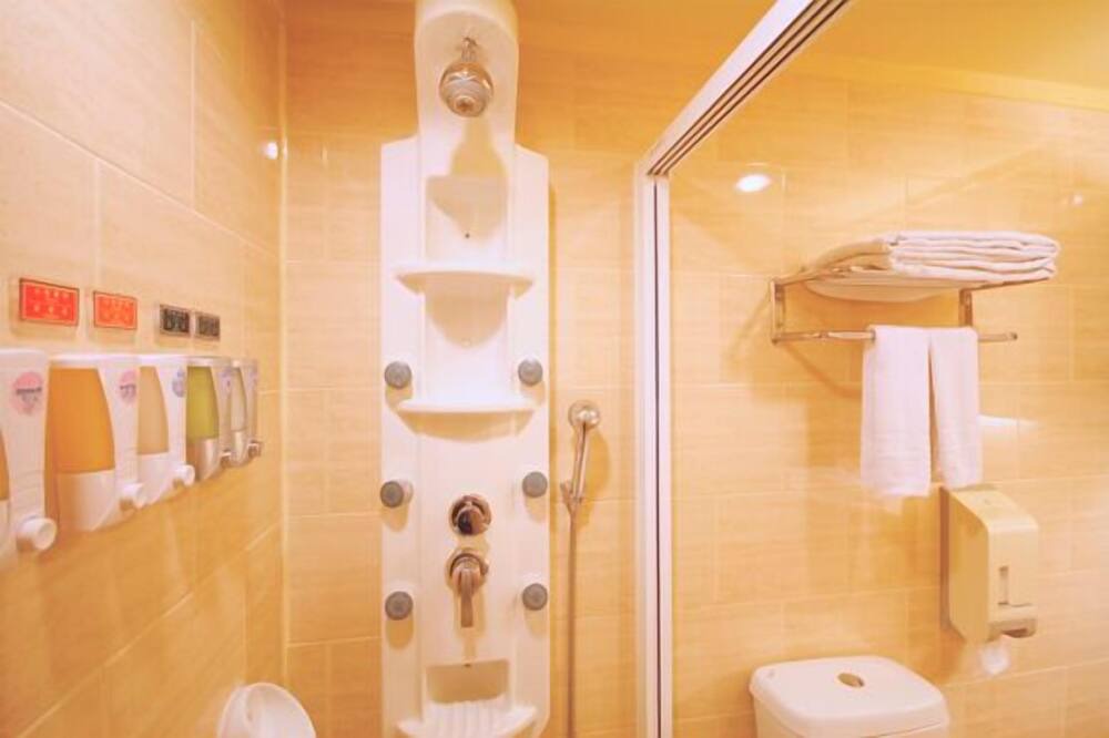 Photo of Bathroom in Yuanlin