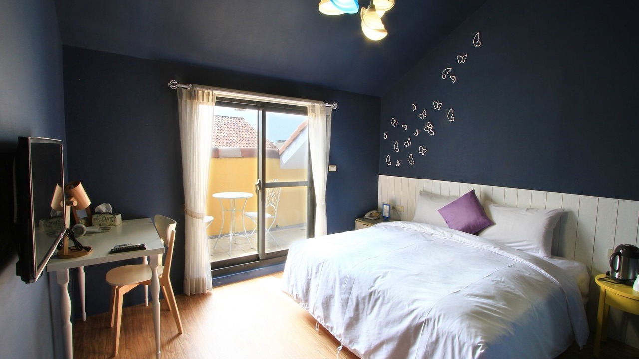 Photo of Bedroom in Big Beach