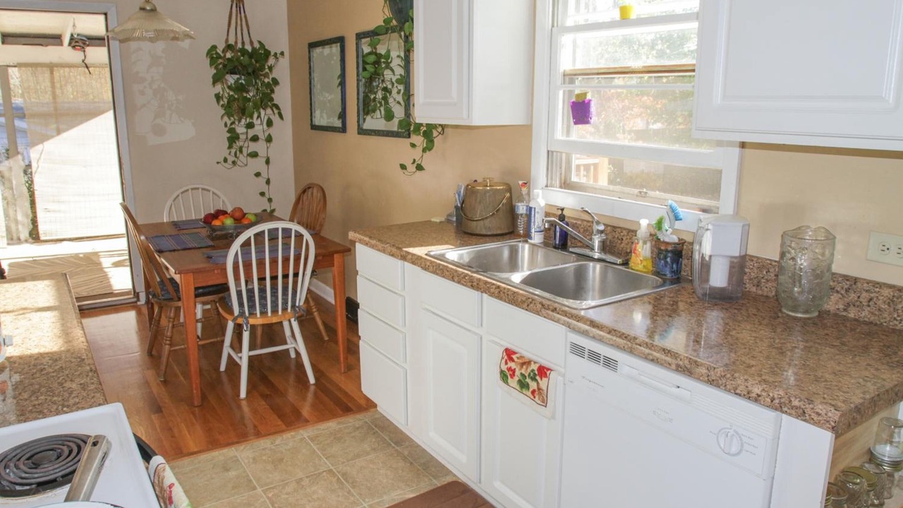 Photo of Kitchen in Woolen Mills