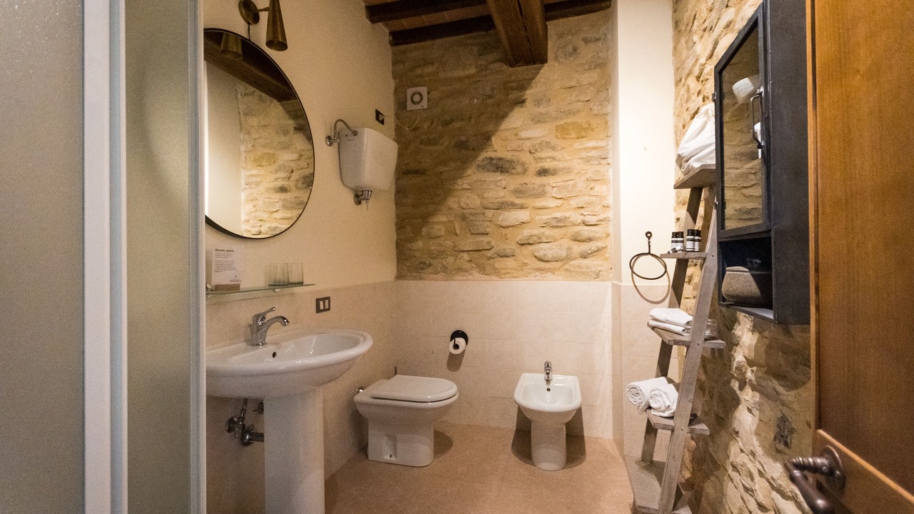 Photo of Bathroom in Nocera Umbra