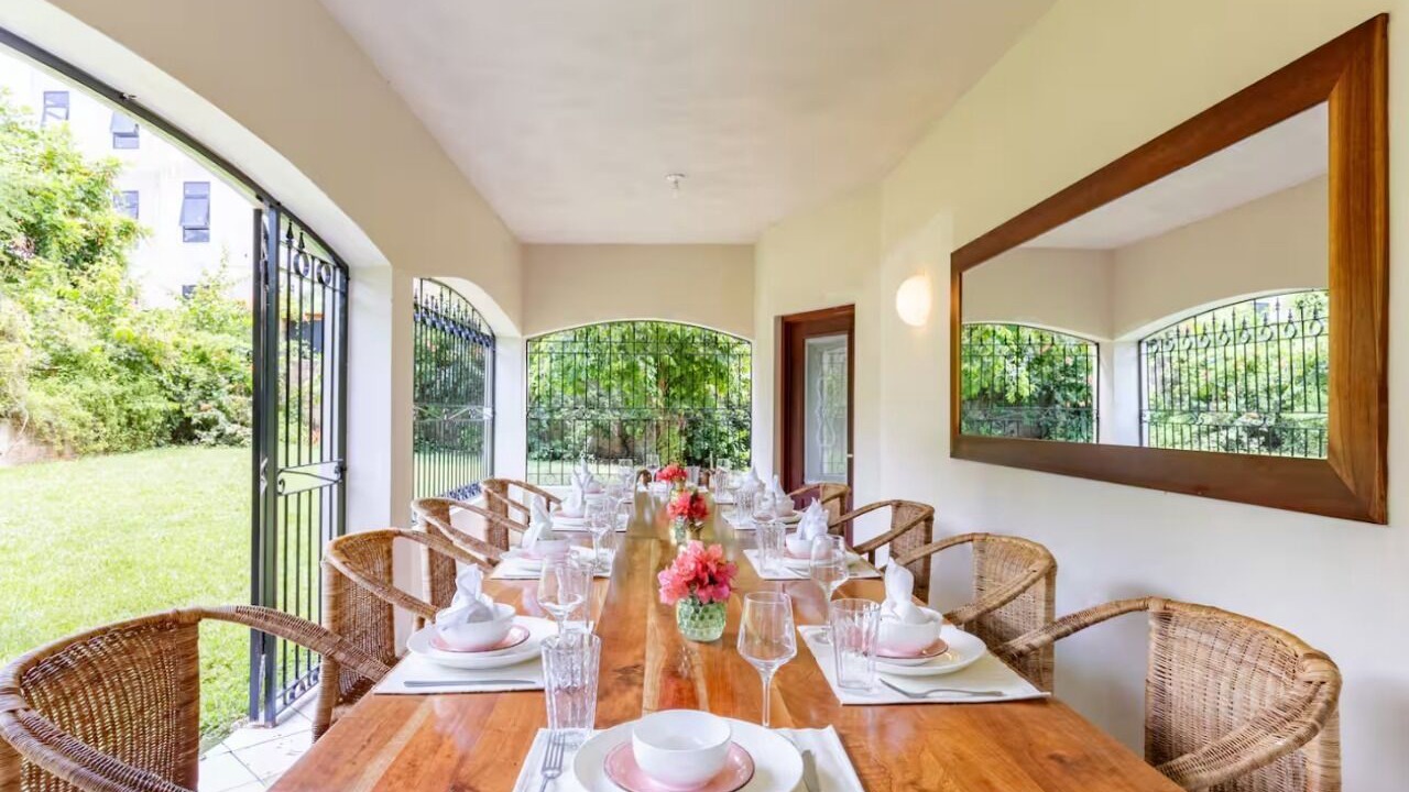 Photo of Livingroom in Runaway Bay