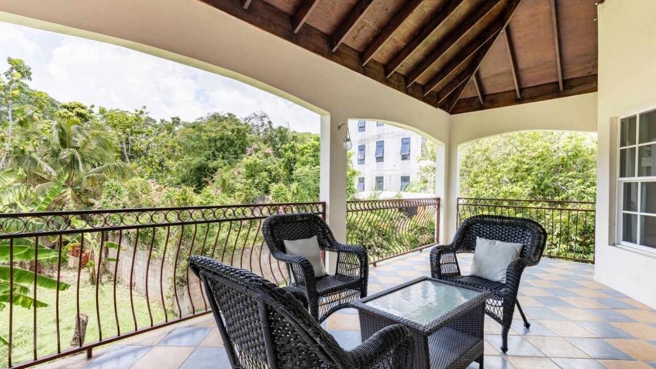 Photo of Patio Balcony in Runaway Bay