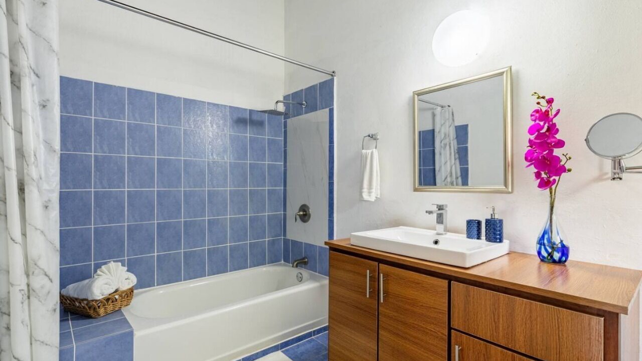 Photo of Bathroom in Runaway Bay