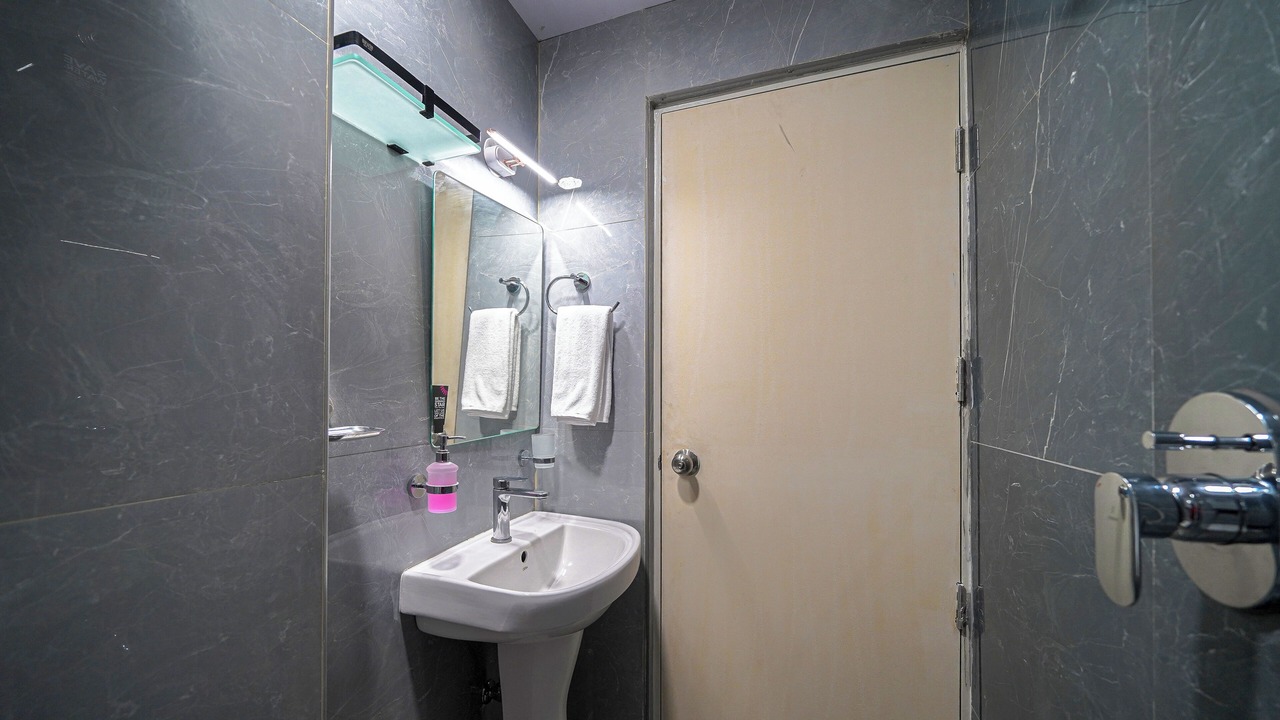 Photo of Bathroom in Ejipura