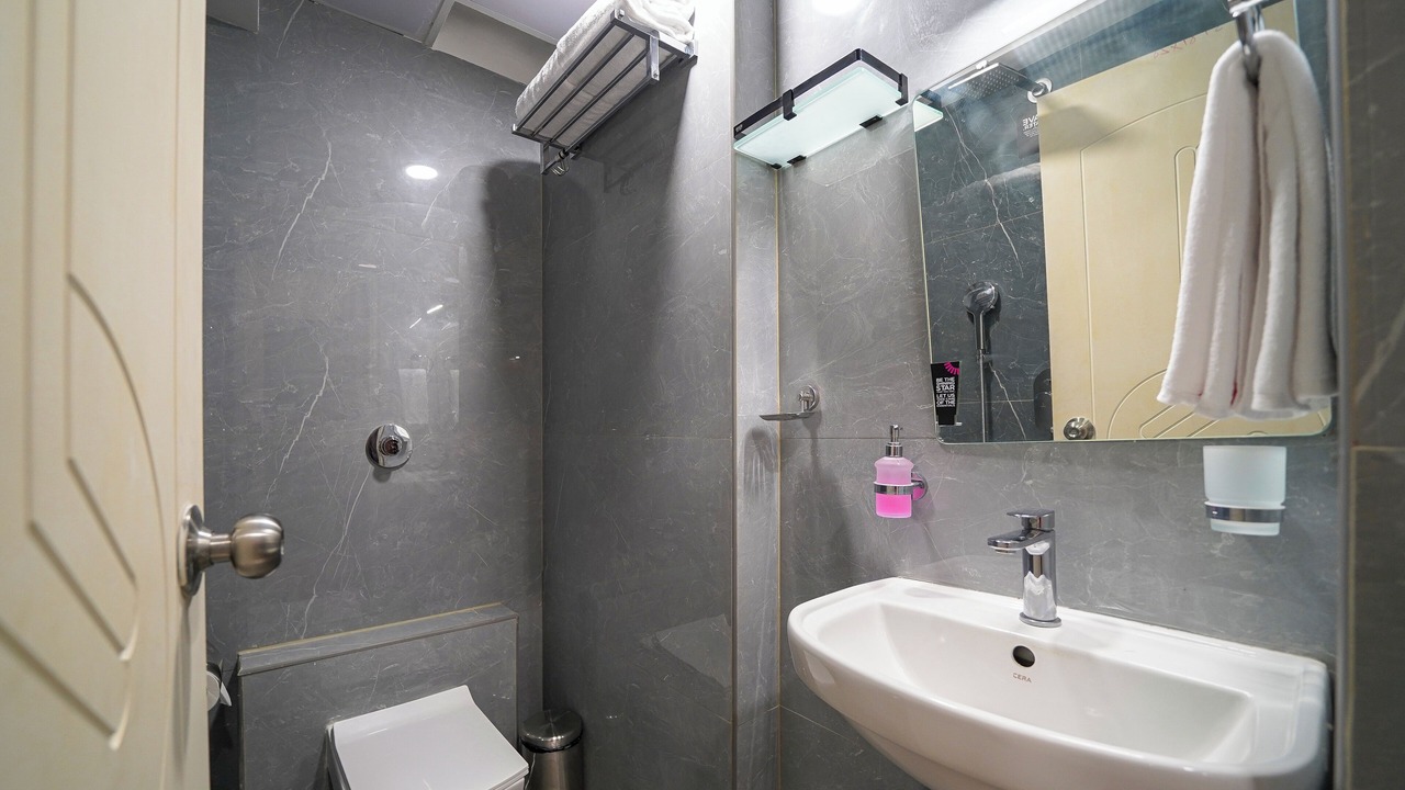 Photo of Bathroom in Ejipura